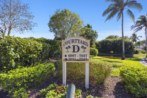 7043 Rain Forest Dr, Boca Raton, FL 33434