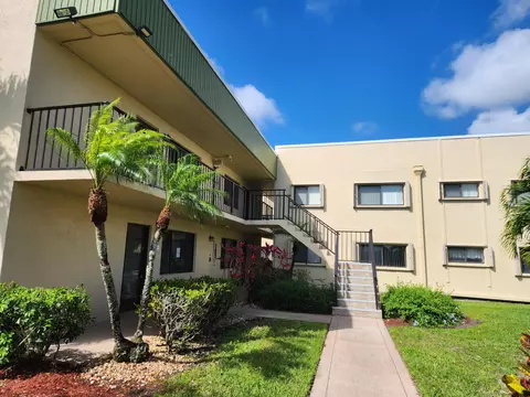 15217 Lakes Of Delray Blvd #87, Delray Beach, FL 33484