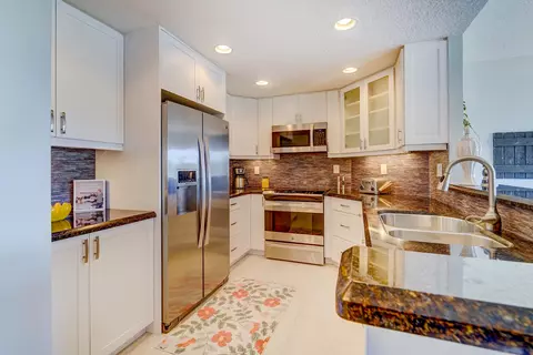 2500 E Las Olas Blvd #403, Fort Lauderdale, FL 33301