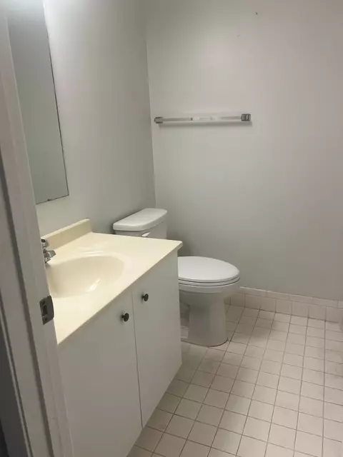 Bath - 3402 Bimini Ln #E2, Coconut Creek, FL 33066 photo 1 of 2