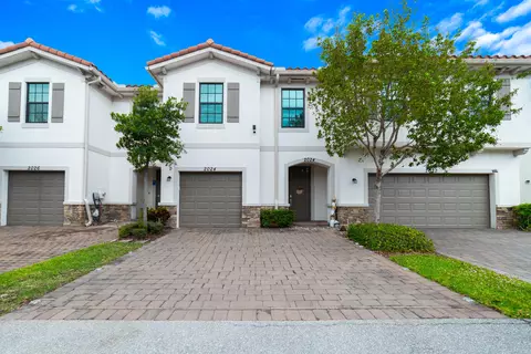 2024 Sugar Maple Dr, Riviera Beach, FL 33410