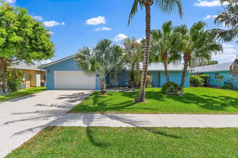 106 Chapel Ln, Tequesta, FL 33469