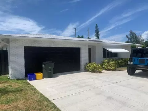 511 NW 50th Pl, Boca Raton, FL 33431