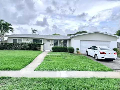 10900 NW 18th Pl, Pembroke Pines, FL 33026