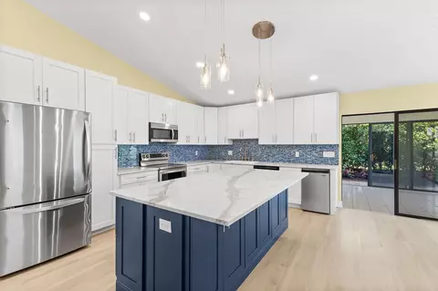 2685 Riviera Dr, Delray Beach, FL 33445