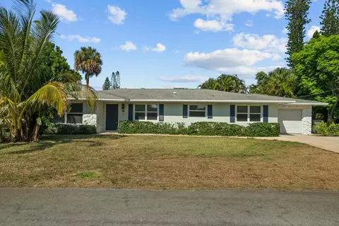 381 SEdgewood Dr, Stuart, FL 34996