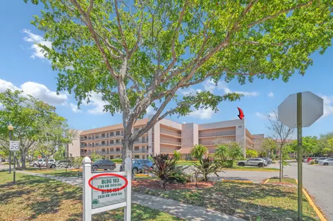 2704 NW 104th Ave #210, Sunrise, FL 33322