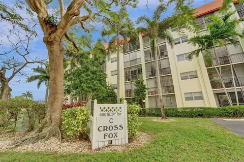 5300 NE 24th Ter #218C, Fort Lauderdale, FL 33308