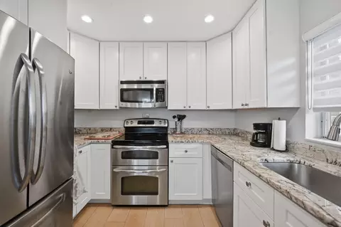 324 Orange Tree Dr #4, Atlantis, FL 33462