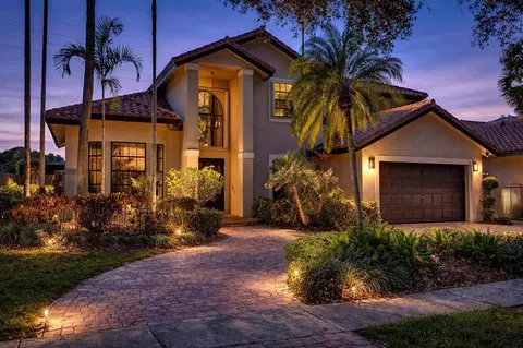10650 Paris St, Hollywood, FL 33026