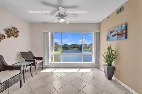 5842 Crystal Shores Dr #302, Boynton Beach, FL 33437