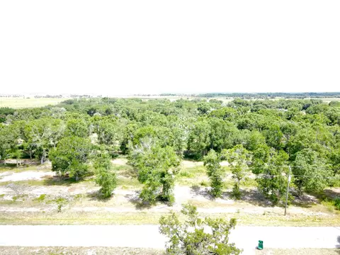 7877 NW 93rd Ct, Okeechobee, FL 34972 photo 2