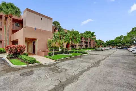 7432 Ashmont Cir #208, Tamarac, FL 33321