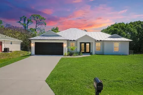 5302 Seagrape Dr, Fort Pierce, FL 34982