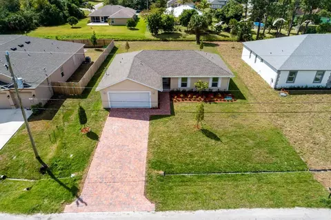 986 SW Romaine Ln, Port Saint Lucie, FL 34953