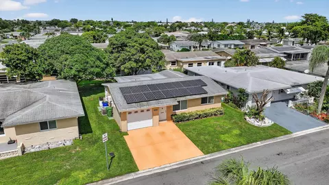 View/Area - 6945 NW 14th St, Margate, FL 33063 photo 2 of 7