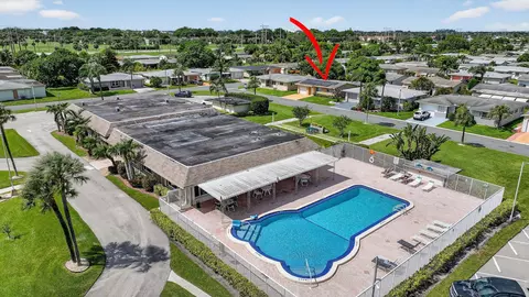View/Area - 6945 NW 14th St, Margate, FL 33063 photo 6 of 7