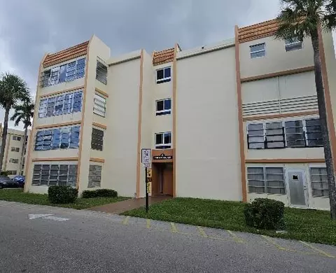 2501 NW 41st Ave, Lauderhill, FL 33313