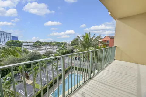 1650 Presidential Way #504, West Palm Beach, FL 33401