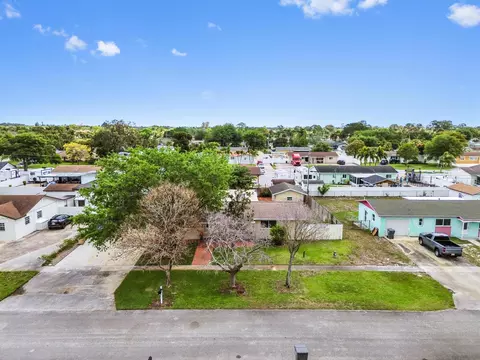 1560 Roy Dr, West Palm Beach, FL 33415