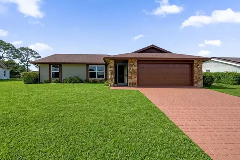 140 Miramar Ave, Royal Palm Beach, FL 33411