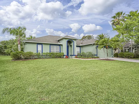 1269 Scarlet Oak Cir, Vero Beach, FL 32966