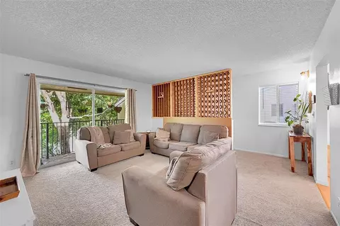 117 Gardens Dr #204, Pompano Beach, FL 33069