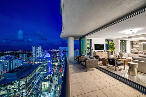 100 E Las Olas Blvd #4301, Fort Lauderdale, FL 33301