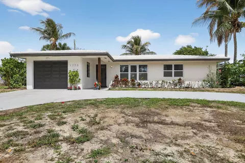 1773 Ocala Rd, North Palm Beach, FL 33408