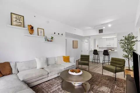 1209 Main St #302, Jupiter, FL 33458