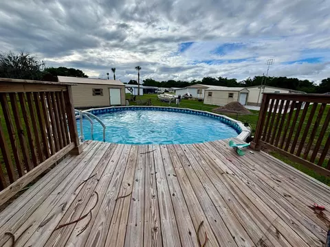 Exterior - 4003 SE 26th St, Okeechobee, FL 34974 photo 4 of 5