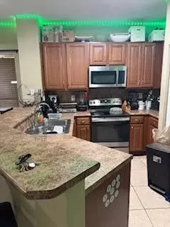 8112 SW 17th Ct #8112, North Lauderdale, FL 33068