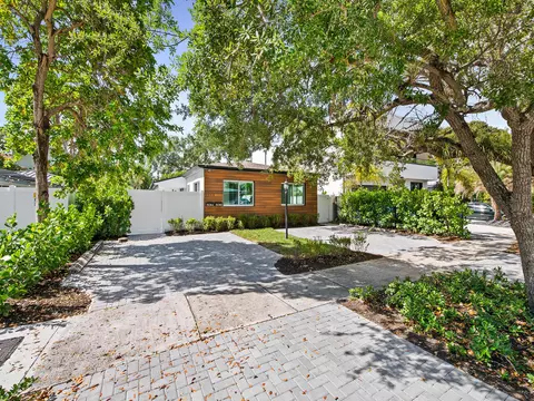 1508 NE 6th St #A & B, Fort Lauderdale, FL 33304