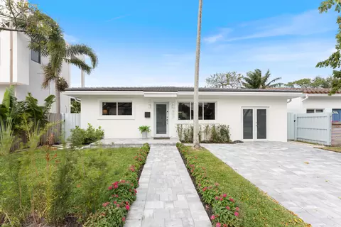 807 SE 11th Ct, Fort Lauderdale, FL 33316