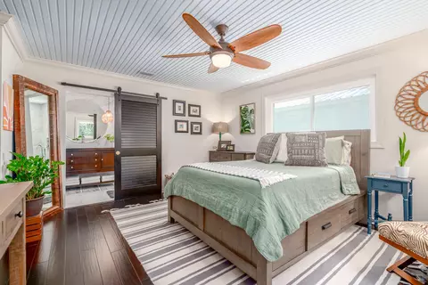 Bedroom - 547 SW Riverview St, Stuart, FL 34994 photo 2 of 2