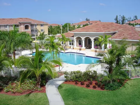 6475 Emerald Dunes Dr #206, West Palm Beach, FL 33411