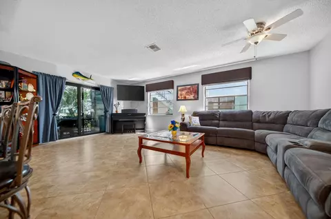 Living - 4083 SE Centerboard Ln #3-A, Stuart, FL 34997 photo 2 of 3