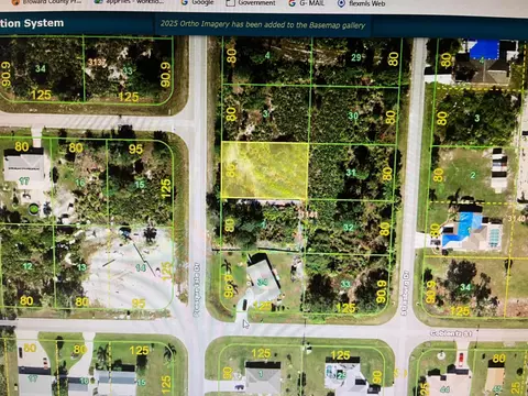 182 Presque Isle Dr, Port Charlotte, FL 33954