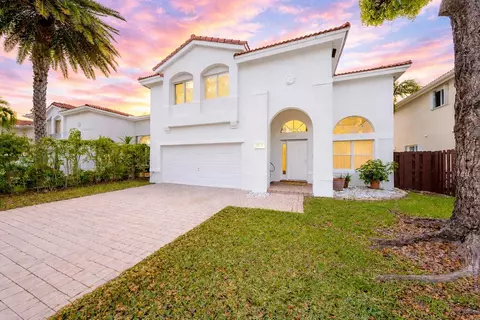 11018 NW 47th Ter, Doral, FL 33178