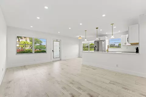 Living - 308 Preston H #308, Boca Raton, FL 33434 photo 2 of 3