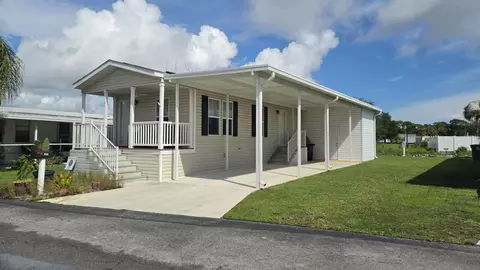 356 Mockingbird Ave, Fort Pierce, FL 34982