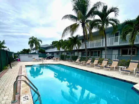 2175 NE 56th St #109, Fort Lauderdale, FL 33308