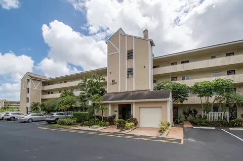 7286 Huntington Ln #408, Delray Beach, FL 33446