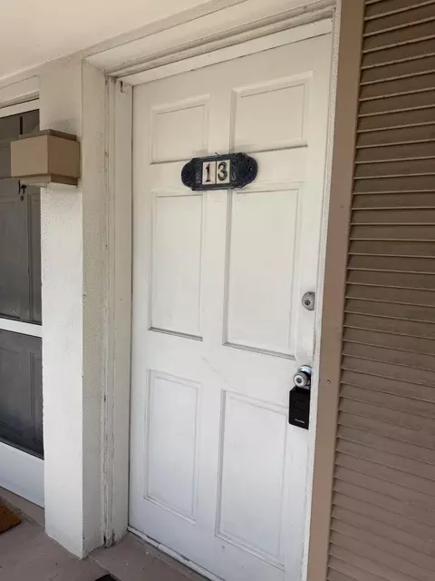 148 Yacht Club Dr #13, North Palm Beach, FL 33408