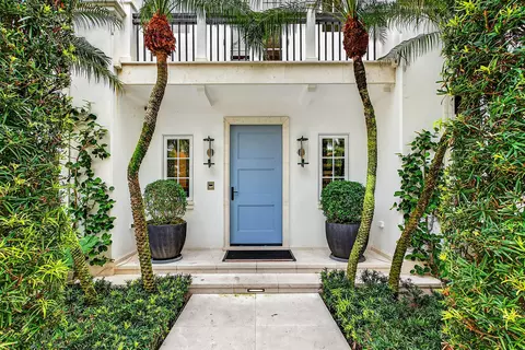 232 Seabreeze Ave, Palm Beach, FL 33480