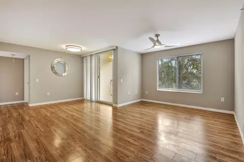 310 Villa Cir #310, Boynton Beach, FL 33435