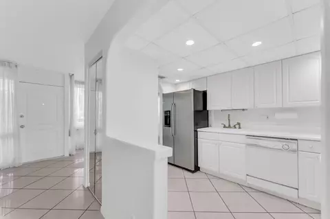 1401 S Federal Hwy #218, Boca Raton, FL 33432