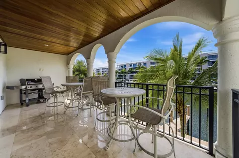 69 Isle Of Venice Dr, Fort Lauderdale, FL 33301