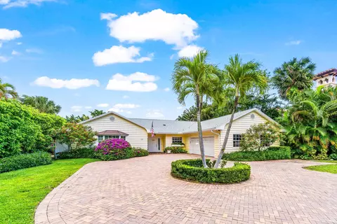 5555 N Ocean Blvd, Ocean Ridge, FL 33435