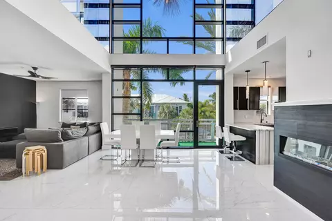 365 SE 6th Ave #307, Delray Beach, FL 33483